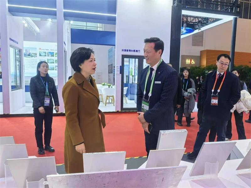 綠色低碳，引領(lǐng)產(chǎn)業(yè)鏈可持續(xù)發(fā)展——明泰鋁業(yè)精彩亮相鏈博會(huì)